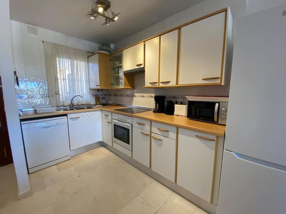 3 Bedroom Penthouse Close By Parque De La Paloma 베날마데나코스타 외부 사진